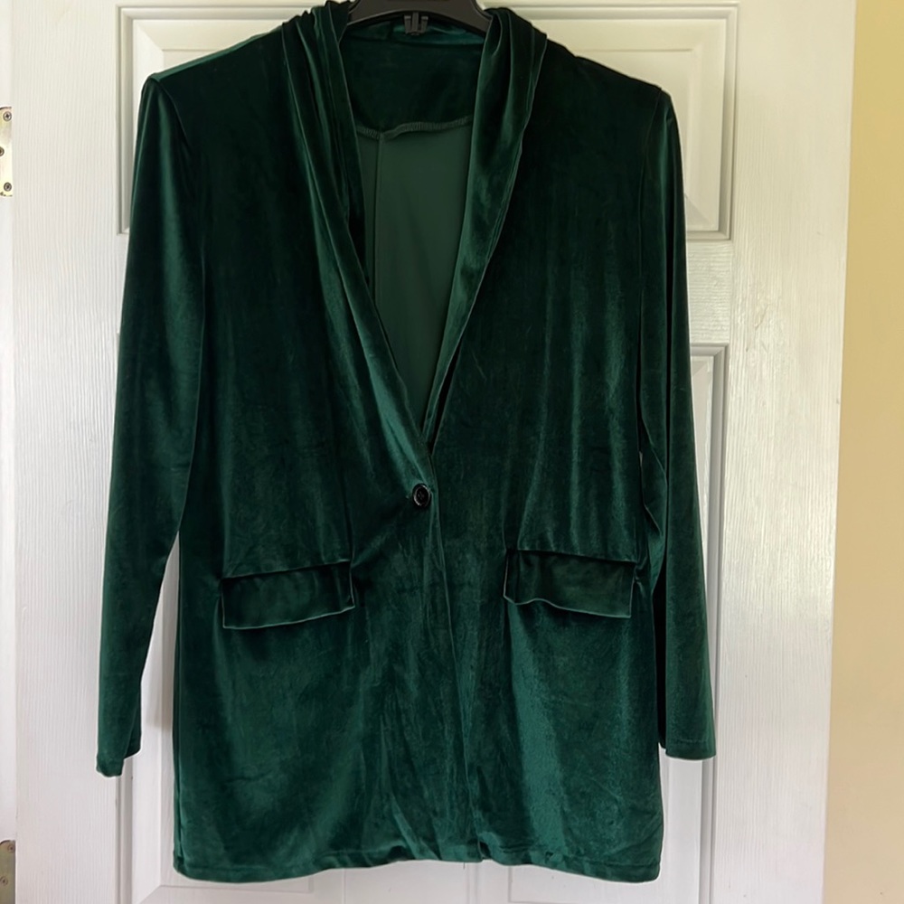 Green Velour/polyester blazer- size Medium- worn once